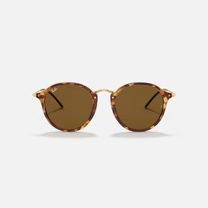 RAY BAN ROUND FLECK SUNGLASSES in Polished Brown Havana